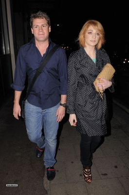 Nicola_Roberts_and_Charlie_outside_Mayfair_hotel_100809_140.jpg