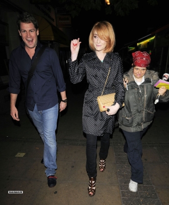 Nicola_Roberts_and_Charlie_outside_Mayfair_hotel_100809_156.jpg