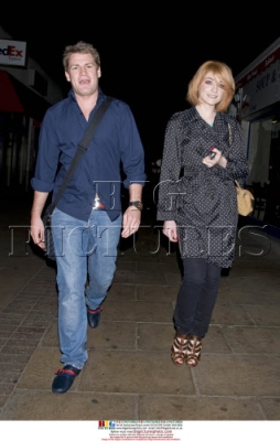 Nicola_Roberts_and_Charlie_outside_Mayfair_hotel_100809_42.jpg