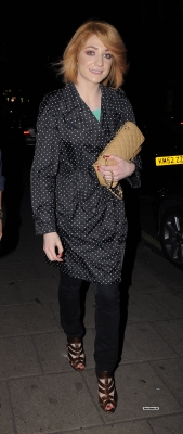 Nicola_Roberts_and_Charlie_outside_Mayfair_hotel_100809_5.jpg