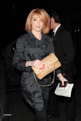 Nicola_Roberts_and_Charlie_outside_Mayfair_hotel_100809_55.jpg