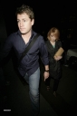 Имя файла=Nicola_Roberts_and_Charlie_outside_Mayfair_hotel_100809_118.jpg
Размер файла=195КБ
Размеры=1499x2250
Дата=Март 10, 2012 Nicola_Roberts_and_Charlie_outside_Mayfair_hotel_100809_118.jpg