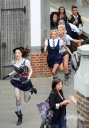 Sarah_Harding_on_set_of_St_Trinians_movie_100809_104.jpg