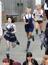 Sarah_Harding_on_set_of_St_Trinians_movie_100809_105.jpg
