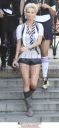 Sarah_Harding_on_set_of_St_Trinians_movie_100809_130.jpg