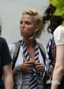 Sarah_Harding_on_set_of_St_Trinians_movie_100809_24.jpg