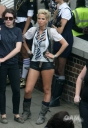 Sarah_Harding_on_set_of_St_Trinians_movie_100809_28.jpg