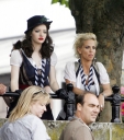 Sarah_Harding_on_set_of_St_Trinians_movie_100809_65.jpg