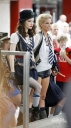 Имя файла=Sarah_Harding_on_set_of_St_Trinians_movie_100809_69.jpg
Размер файла=454КБ
Размеры=1499x2694
Дата=Март 10, 2012 Sarah_Harding_on_set_of_St_Trinians_movie_100809_69.jpg