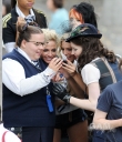 Sarah_Harding_on_set_of_St_Trinians_movie_100809_88.jpg