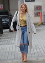 Kimberley_Walsh_Flashes_sensational_physique_in_gold_top_and_denim_exits_Radio_5_studio_in_London_14_03_20_28229.jpg