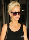 Sarah_Harding_leaves_her_hotel_in_London_130809_8.jpg