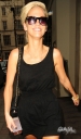 Sarah_Harding_leaves_her_hotel_in_London_130809_9.jpg