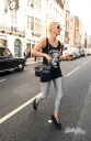 Sarah_Harding_on_her_way_to_a_hair_salon_on_140809_11.jpg