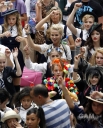 Имя файла=Sarah_Harding_on_set_at_Liverpool_Street_Station_160809_175.jpg
Размер файла=491КБ
Размеры=1699x2100
Дата=Март 10, 2012 Sarah_Harding_on_set_at_Liverpool_Street_Station_160809_175.jpg