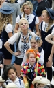 Sarah_Harding_on_set_at_Liverpool_Street_Station_160809_259.jpg