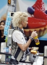 Имя файла=Sarah_Harding_on_set_at_Liverpool_Street_Station_160809_288.jpg
Размер файла=428КБ
Размеры=1699x2349
Дата=Март 10, 2012 Sarah_Harding_on_set_at_Liverpool_Street_Station_160809_288.jpg