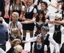 Sarah_Harding_on_set_at_Liverpool_Street_Station_160809_34.jpg