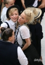 Имя файла=Sarah_Harding_on_set_at_Liverpool_Street_Station_160809_43.jpg
Размер файла=362КБ
Размеры=1699x2464
Дата=Март 10, 2012 Sarah_Harding_on_set_at_Liverpool_Street_Station_160809_43.jpg