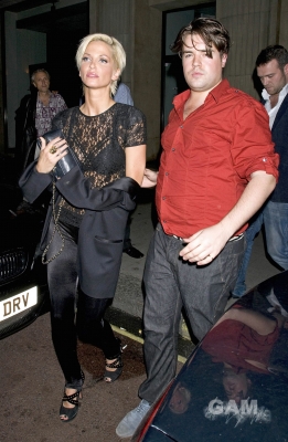 Sarah_Harding_seen_leaving_Nobu_130809_40.jpg