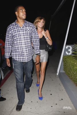 Nadine_Coyle_with_boyfriend_Jason_at_concert_in_LA_22_08_09_281629.JPG