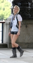 Имя файла=Sarah_Harding_filming_St_Trinians_2_on_Londons_Southbank_270809_101.jpg
Размер файла=480КБ
Размеры=1700x3238
Дата=Март 10, 2012 Sarah_Harding_filming_St_Trinians_2_on_Londons_Southbank_270809_101.jpg