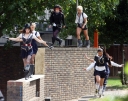 Имя файла=Sarah_Harding_filming_St_Trinians_2_on_Londons_Southbank_270809_152.jpg
Размер файла=415КБ
Размеры=1698x1340
Дата=Март 10, 2012 Sarah_Harding_filming_St_Trinians_2_on_Londons_Southbank_270809_152.jpg