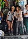 Имя файла=Sarah_Harding_filming_St_Trinians_2_on_Londons_Southbank_270809_194.jpg
Размер файла=632КБ
Размеры=1699x2291
Дата=Март 10, 2012 Sarah_Harding_filming_St_Trinians_2_on_Londons_Southbank_270809_194.jpg