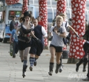 Имя файла=Sarah_Harding_filming_St_Trinians_2_on_Londons_Southbank_270809_225.jpg
Размер файла=391КБ
Размеры=1699x1560
Дата=Март 10, 2012 Sarah_Harding_filming_St_Trinians_2_on_Londons_Southbank_270809_225.jpg