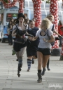 Имя файла=Sarah_Harding_filming_St_Trinians_2_on_Londons_Southbank_270809_227.jpg
Размер файла=511КБ
Размеры=1700x2414
Дата=Март 10, 2012 Sarah_Harding_filming_St_Trinians_2_on_Londons_Southbank_270809_227.jpg