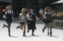 Имя файла=Sarah_Harding_filming_St_Trinians_2_on_Londons_Southbank_270809_264.jpg
Размер файла=278КБ
Размеры=1699x1141
Дата=Март 10, 2012 Sarah_Harding_filming_St_Trinians_2_on_Londons_Southbank_270809_264.jpg