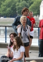 Имя файла=Sarah_Harding_filming_St_Trinians_2_on_Londons_Southbank_270809_93.jpg
Размер файла=418КБ
Размеры=1700x2432
Дата=Март 10, 2012 Sarah_Harding_filming_St_Trinians_2_on_Londons_Southbank_270809_93.jpg