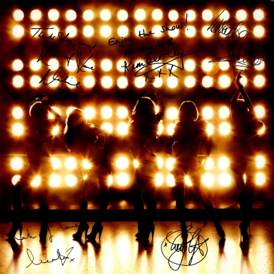 Out_Of_Control_Tour_2009_Programme_16.jpg
