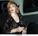 Nicola_Roberts_arriving_at_The_Crown_pub_080909_10.jpg