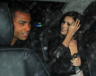 Cheryl__Ashley_leaving_Zuma_Resturant_100909_9.jpg