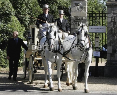 Paparazzi_Pictures_Of_Cheryl__Ashleys_Wedding_2006_5.jpg
