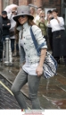Girls_Aloud_check_out_of_their_Hotel_in_Leeds_150509_5.jpg