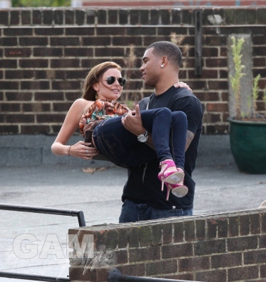 Nadine_Coyle_and_Jason_Bell_taking_a_break_from_rehearsals_160909_2.jpg