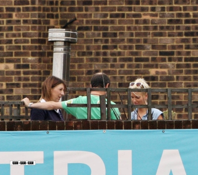 Nadine_and_Sarah_having_a_break_from_rehearsals_170909_18.jpg