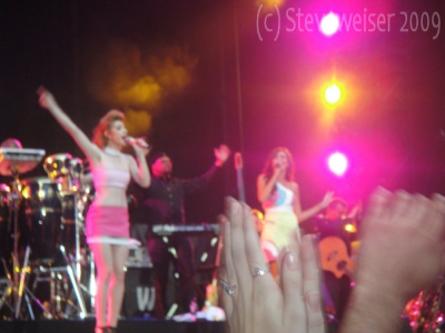 Girls_Aloud_-_Wembley_Stadium_18-19_09_09_2820029.jpg