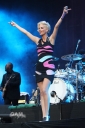 Girls_Aloud_perform_at_Wembley_Stadium_180909_102.jpg