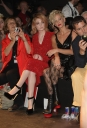 Имя файла=Nicola_and_Sarah_at_the_Vivienne_Westwood_Red_Label_Fashion_Show_200909_1.jpg
Размер файла=720КБ
Размеры=2055x3000
Дата=Март 06, 2012 Nicola_and_Sarah_at_the_Vivienne_Westwood_Red_Label_Fashion_Show_200909_1.jpg