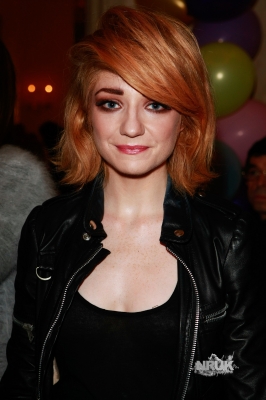 Sarah_and_Nicola_attend_the_Mulberry_party_during_LFW_200909_13.jpg