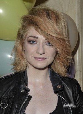 Sarah_and_Nicola_attend_the_Mulberry_party_during_LFW_200909_23.jpg