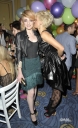 Имя файла=Sarah_and_Nicola_attend_the_Mulberry_party_during_LFW_200909_27.jpg
Размер файла=1121КБ
Размеры=2544x4144
Дата=Март 06, 2012 Sarah_and_Nicola_attend_the_Mulberry_party_during_LFW_200909_27.jpg