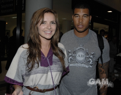 Nadine_Coyle_and_Jason_Bell_at_LAX_airport_230909_23.jpg