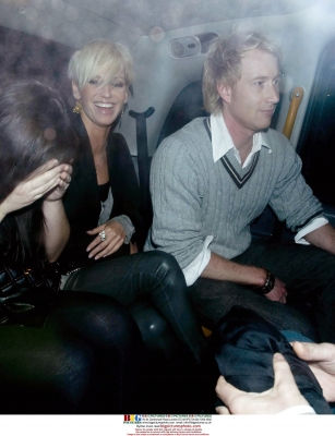 Sarah_and_Tom_leaving_the_Ivy_restaurant_240209_283829.jpg
