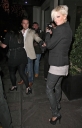 Sarah_and_Tom_leaving_the_Ivy_restaurant_240209_282529.jpg