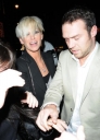 Имя файла=Sarah_and_Tom_leaving_the_Ivy_restaurant_240209_285329.jpg
Размер файла=40КБ
Размеры=500x689
Дата=Март 29, 2012 Sarah_and_Tom_leaving_the_Ivy_restaurant_240209_285329.jpg