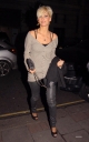 Sarah_and_Tom_leaving_the_Ivy_restaurant_240209_28729.jpg